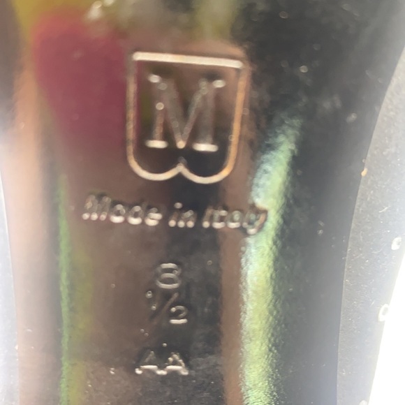 Bruno Magli Couture - Black Silky Heels With Beautiful Gem Embellished Size 8.5 - Picture 9 of 15